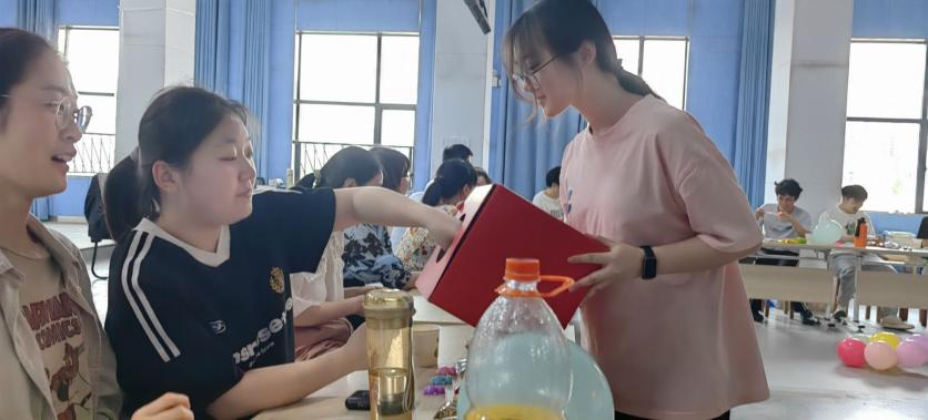 1748250609561837.png 图片 3.png