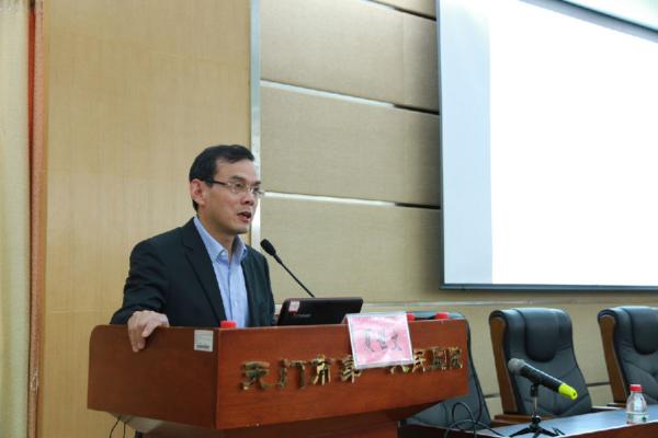 4 湖北省妇幼保健院新生儿科主任夏世文授课.jpg