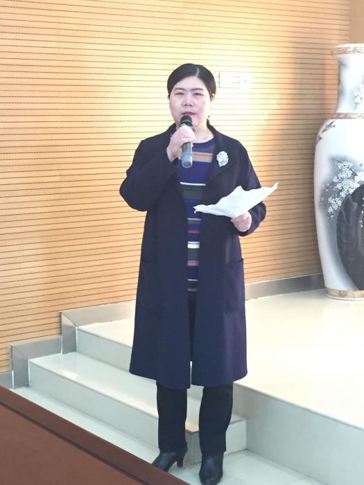 06 5S推行委员会执行副主席王春秀副院长宣布中期评比结果0.jpg