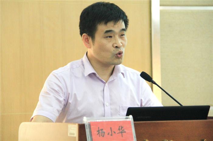 07 市一医院卒中中心主任杨小华介绍医院卒中中心的情况.jpg