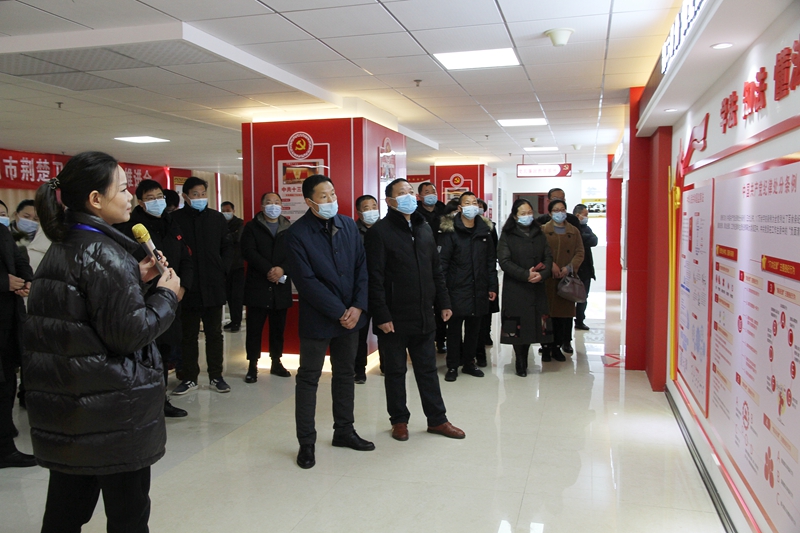 集体参观市一医党风廉政教育基地_副本.jpg