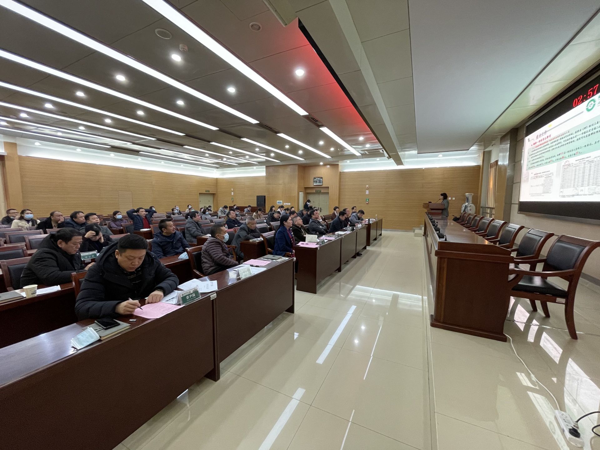 图1-年终述职现场.jpg