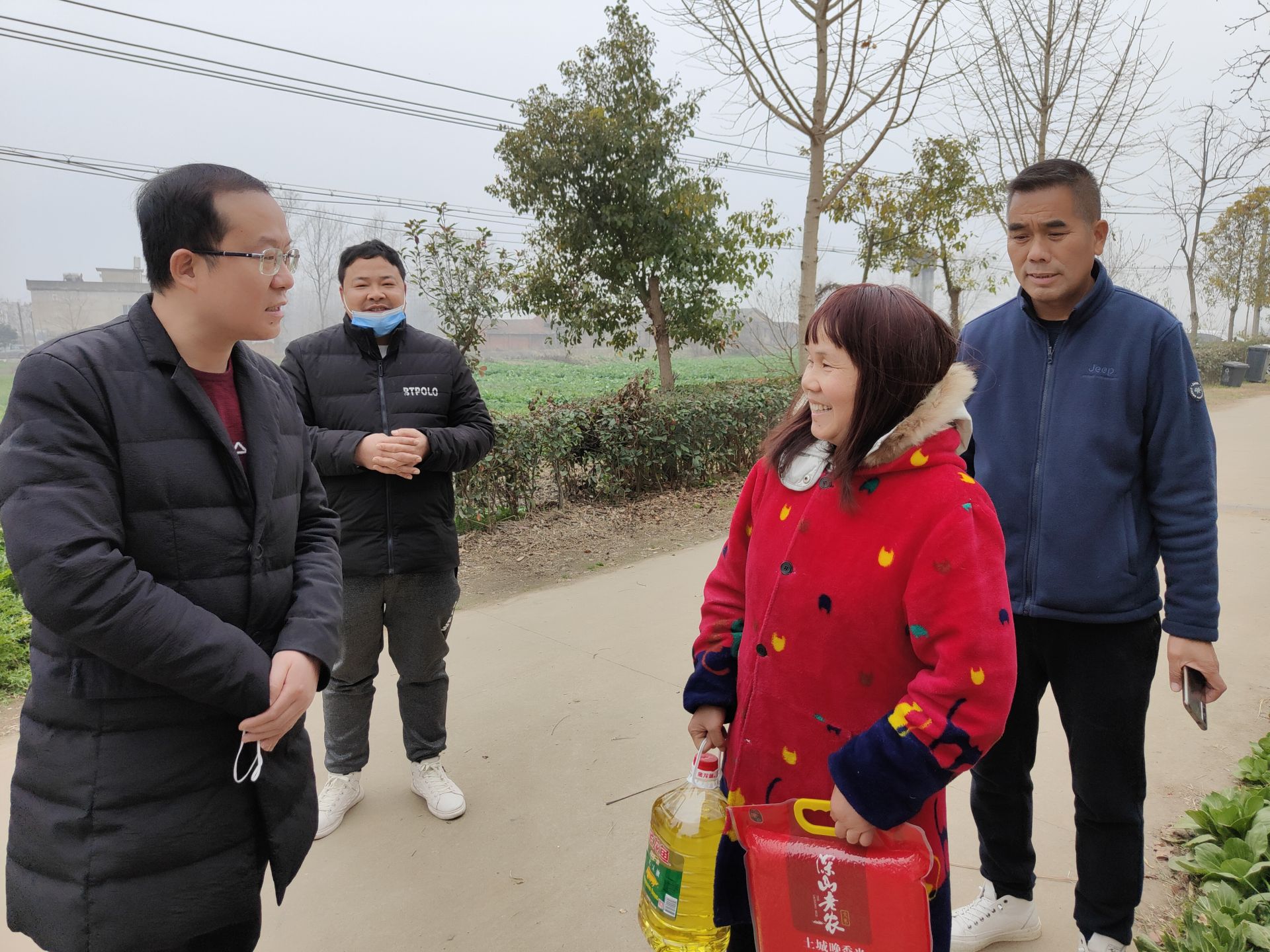 2022.12.20 陈伯勋看望.jpg