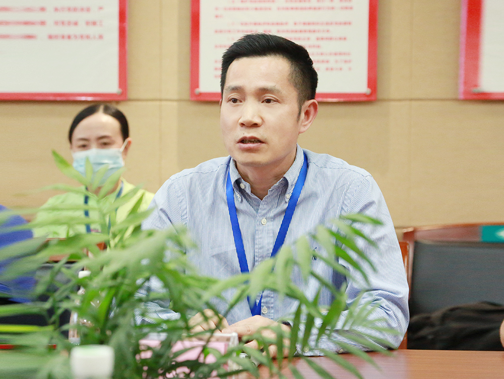 2.天门一医党委副书记、院长严想元致辞.JPG