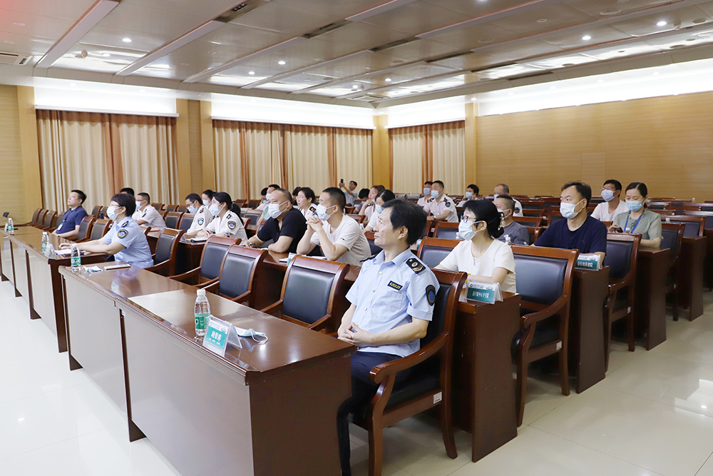 反馈会现场 (2).JPG