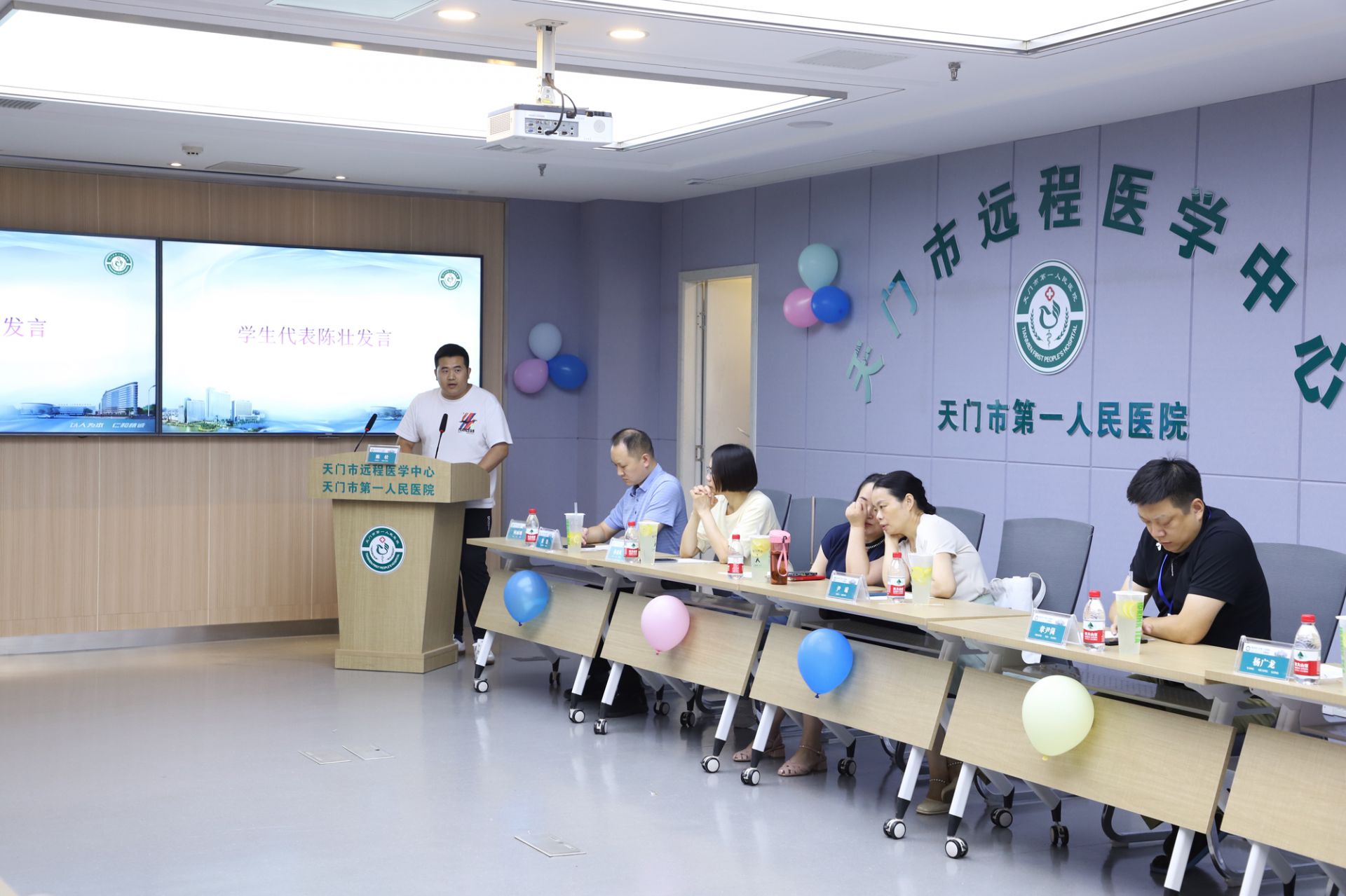 6学生发言_4489.JPG