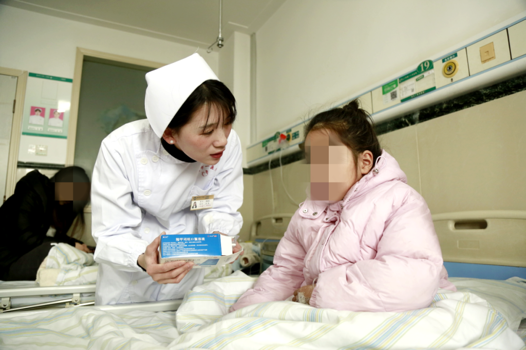 6.儿科2区主管护师-三十值班.png