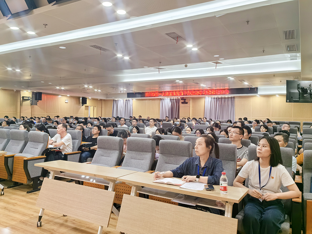 党员大会1.JPG
