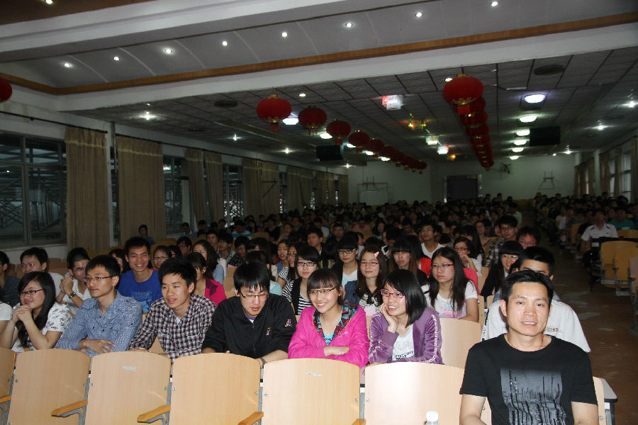 12 会场秩序2.jpg