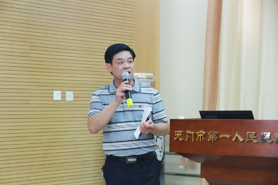 4 嘉丽保洁公司尹经理讲话.jpg